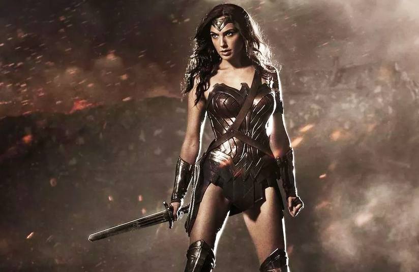 Wonder Woman Costume history and her Weapons